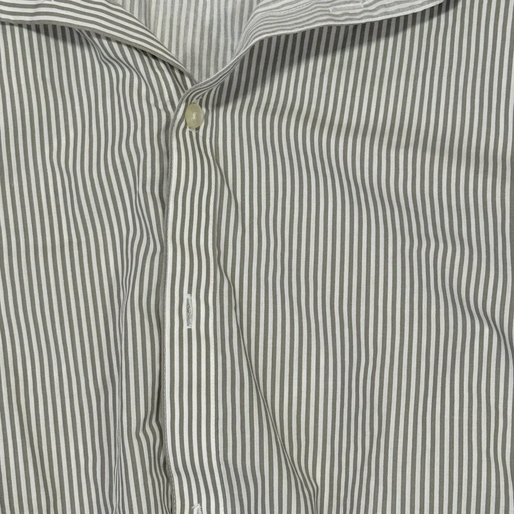 H&M Mens Easy Iron Button Down Shirt Size Medium Stripes Long Sleeve